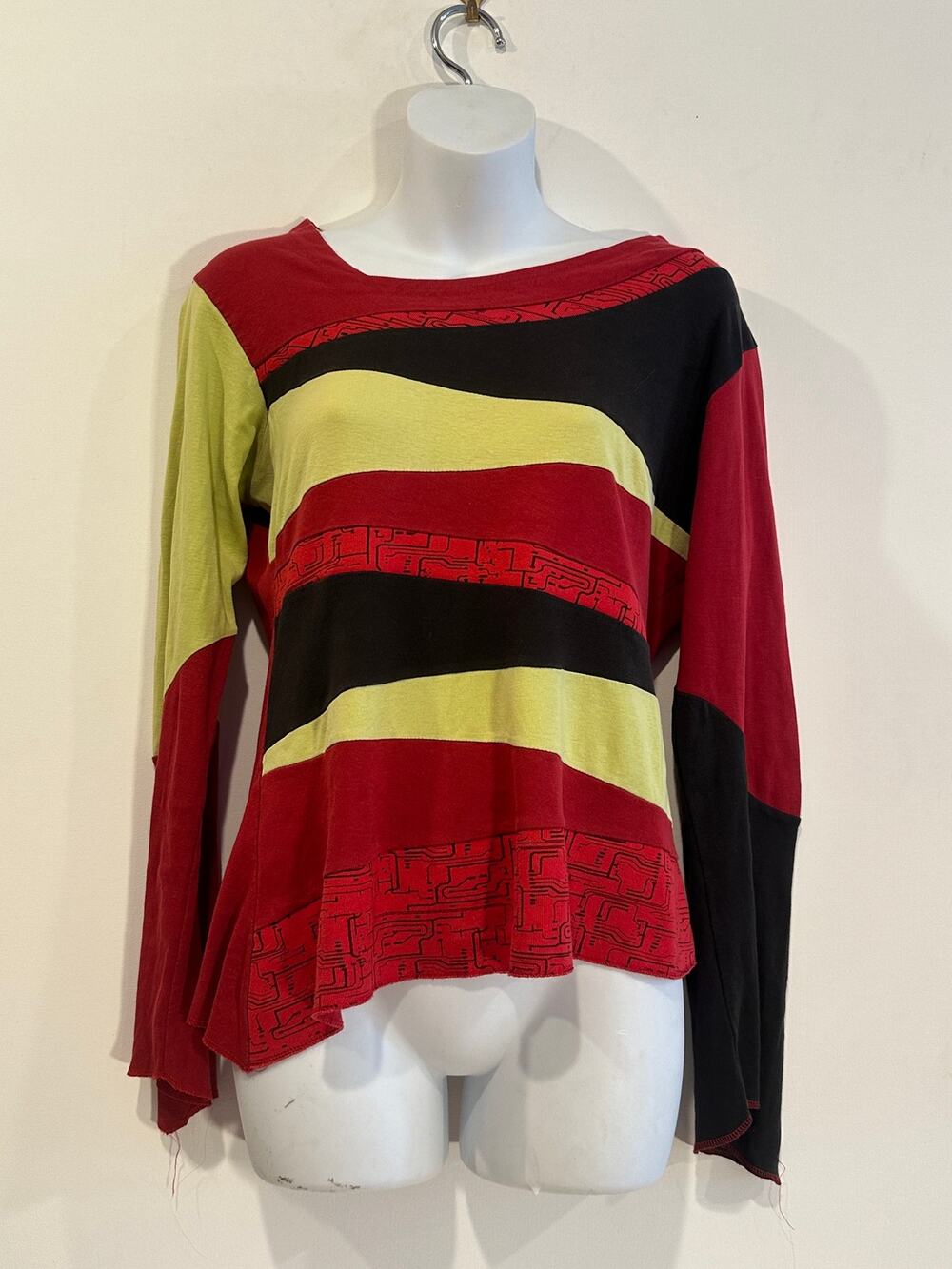 Vintage Jashu Nepal Abstract Wavy Striped Cyber Flare Long Sleeve Top M / L